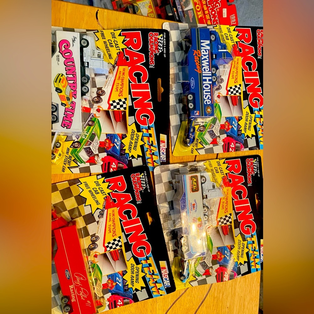Vintage Die-cast racing team toys est 1991